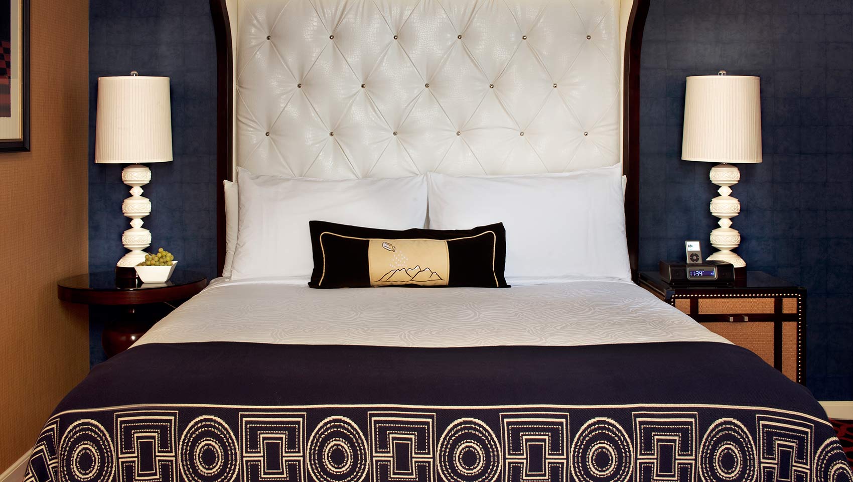 Guestroom with 1 King Bed